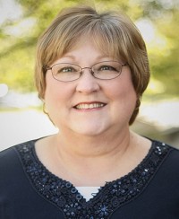 Linda Mason : Assistant Director